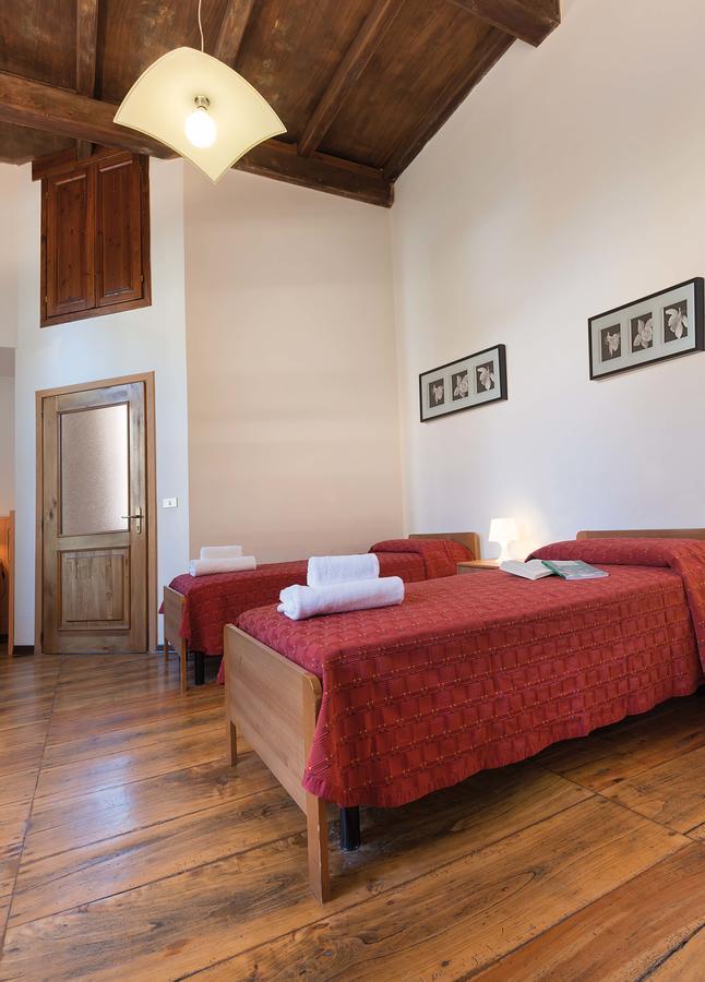 Hôtel Foresteria Valdese à Torre Pellice Extérieur photo
