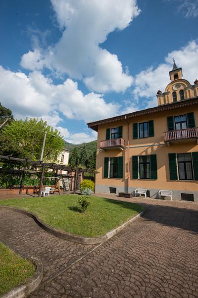 Hôtel Foresteria Valdese à Torre Pellice Extérieur photo
