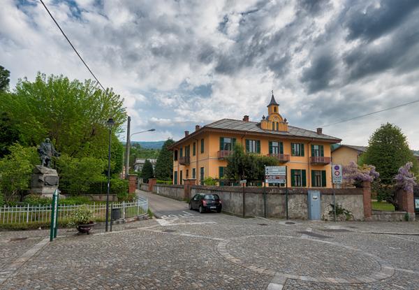 Hôtel Foresteria Valdese à Torre Pellice Extérieur photo