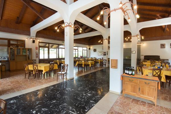 Hôtel Foresteria Valdese à Torre Pellice Extérieur photo